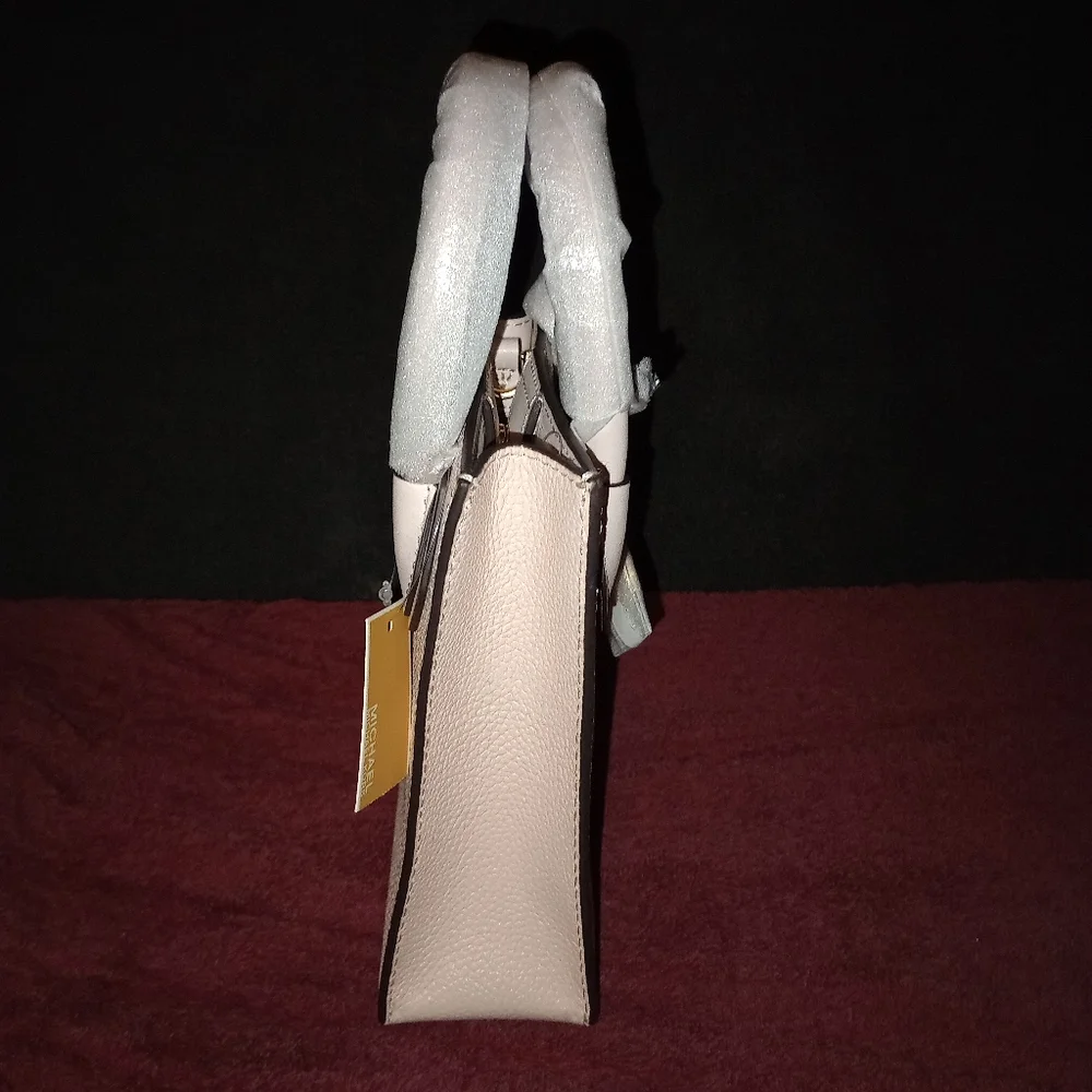 NWT Michael kors Mercer Extra-Small Pebbled Leather Crossbody Bag Powder Blush - Picture 4 of 14